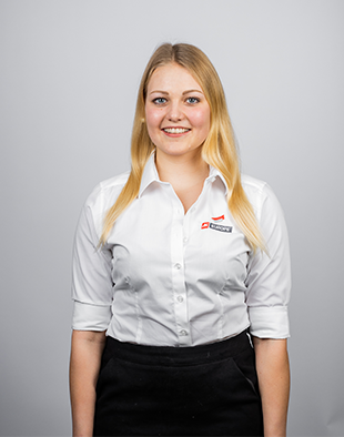 Management Assistant: Sophia Reichel